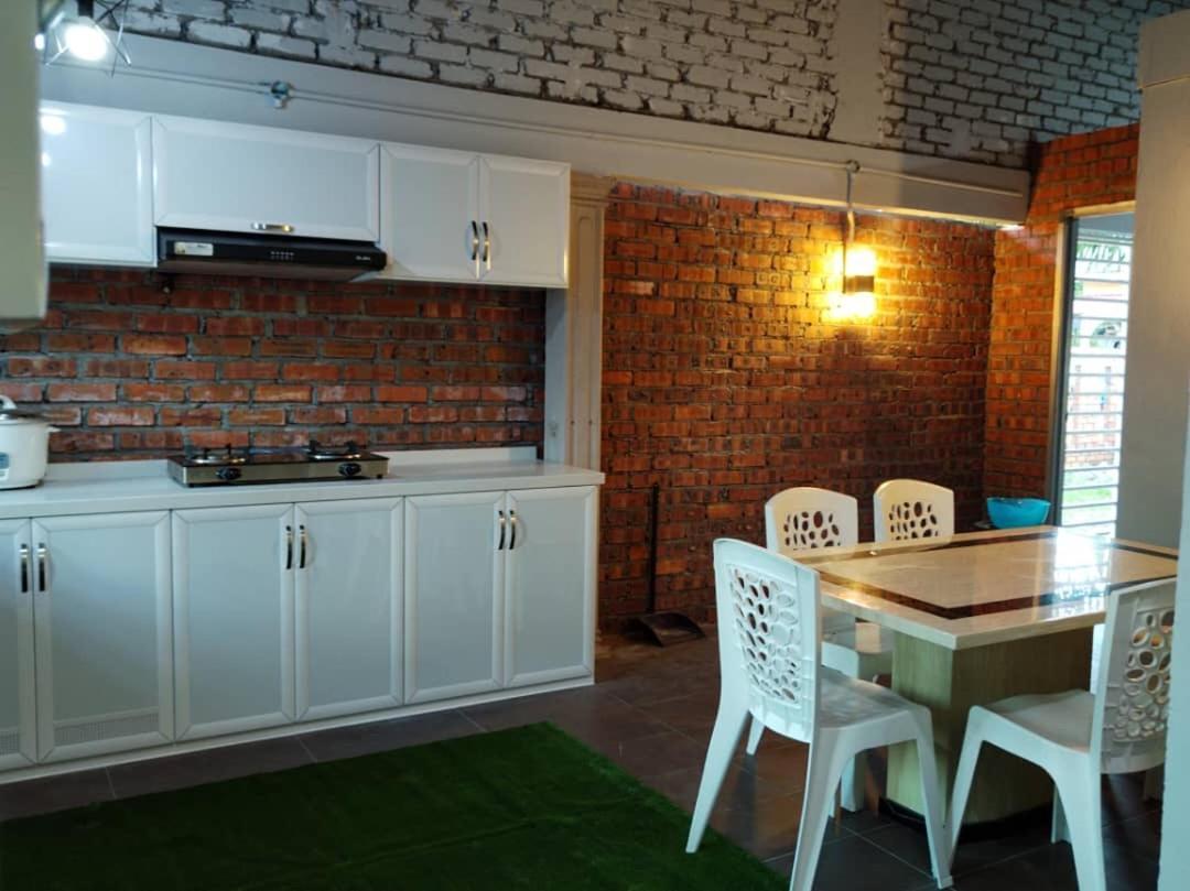 Destini Akef Villa 2 ปันไตเจอนัง ภายนอก รูปภาพ
